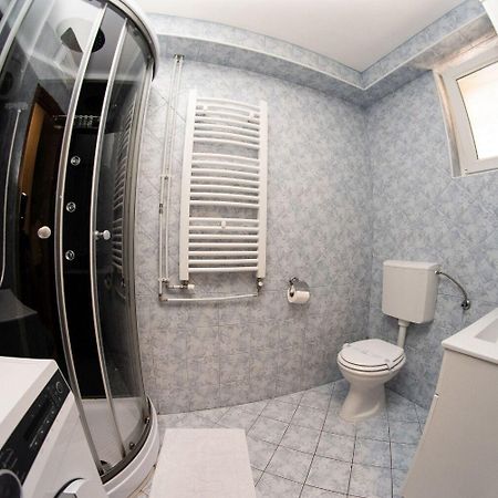 Apartment Ivona Njivice Kültér fotó