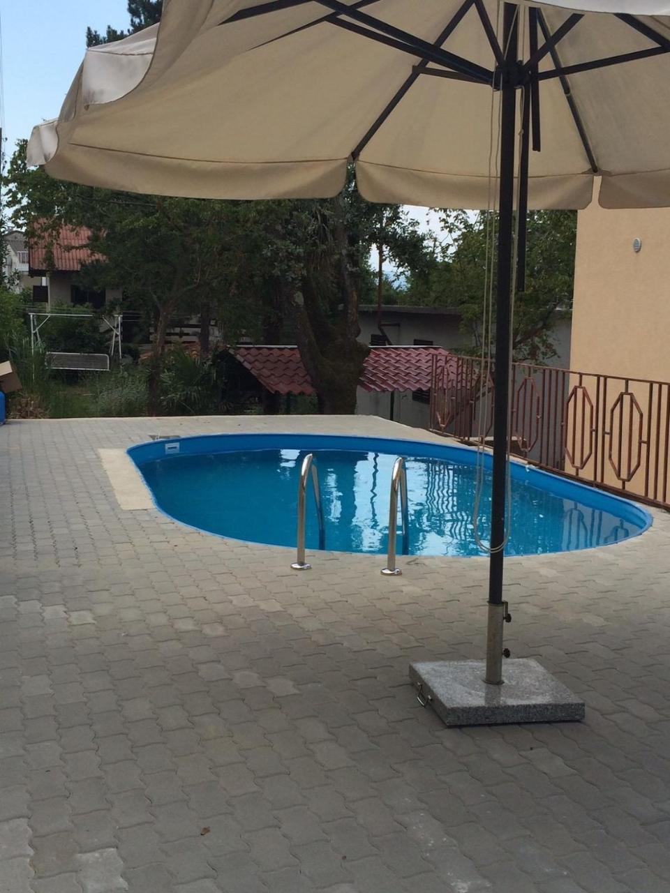Apartment Ivona Njivice Kültér fotó